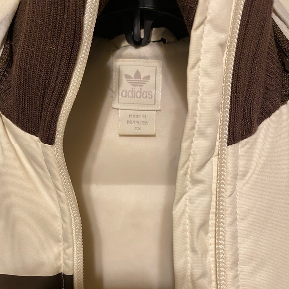 ADIDAS hooded down vest - Picture 4 of 6